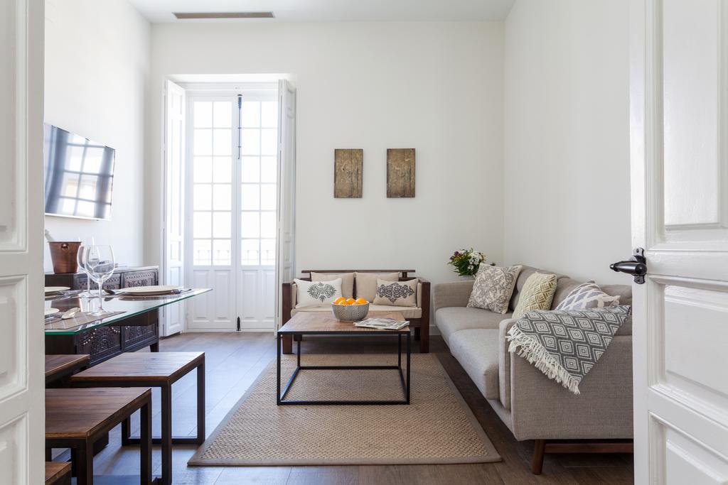 Stunning Boutique - Space Maison Apartments Sevilla Exterior foto